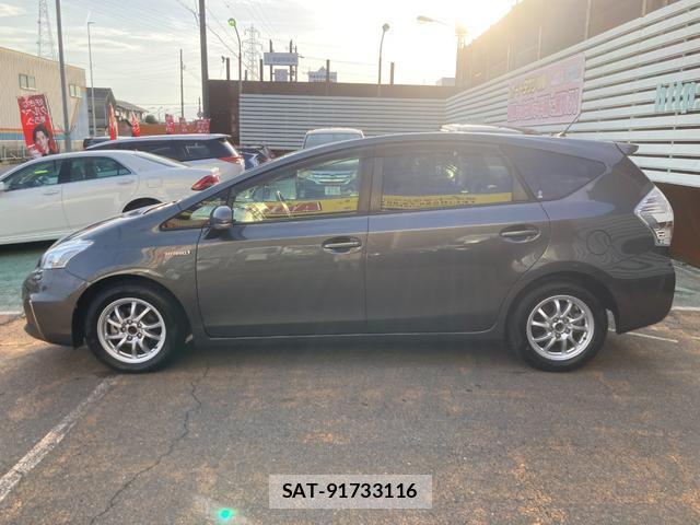 Toyota PRIUS ALPHA 2012-07 8220934-12