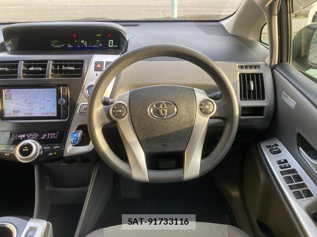 Toyota PRIUS ALPHA 2012-07 8220934-13