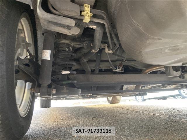 Toyota PRIUS ALPHA 2012-07 8220934-18