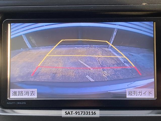 Toyota PRIUS ALPHA 2012-07 8220934-5