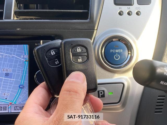 Toyota PRIUS ALPHA 2012-07 8220934-7