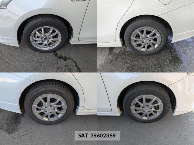 Toyota PRIUS ALPHA 2013-12 8220983-8
