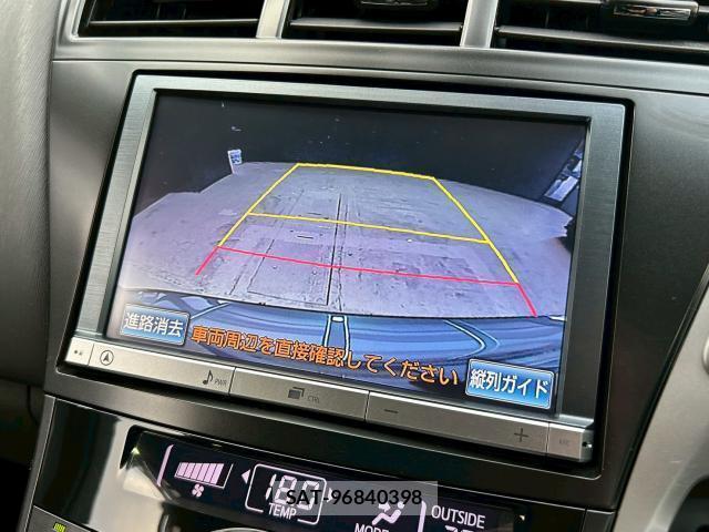 Toyota PRIUS ALPHA 2013-05 8221398-3