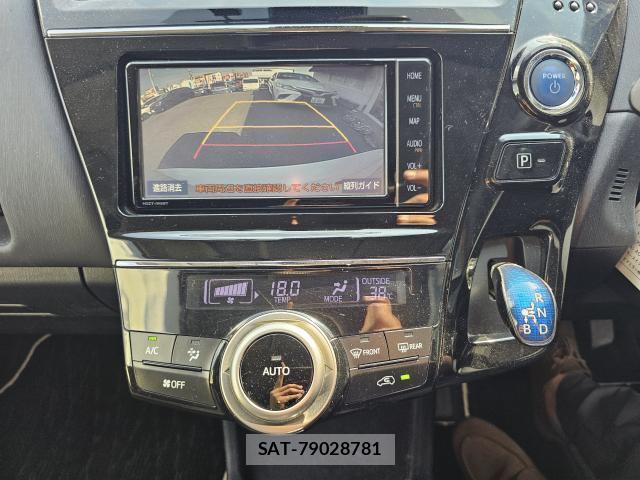 Toyota PRIUS ALPHA 2018-12 8222278-9