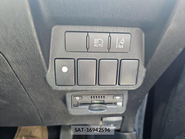 Toyota PRIUS ALPHA 2020-10 8222284-10