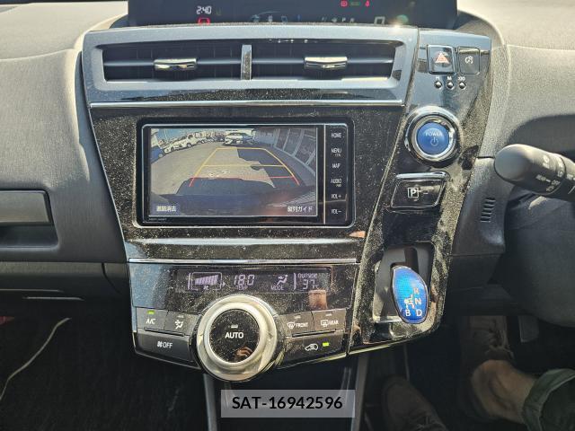 Toyota PRIUS ALPHA 2020-10 8222284-11