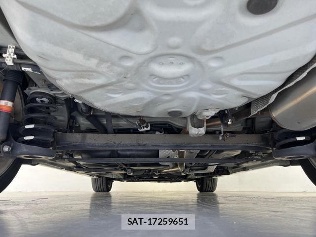 Toyota PRIUS ALPHA 2015-07 8222316-19