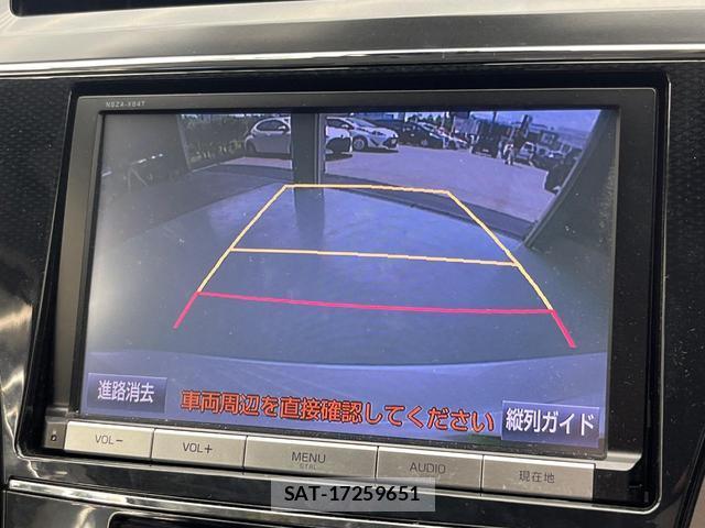 Toyota PRIUS ALPHA 2015-07 8222316-3
