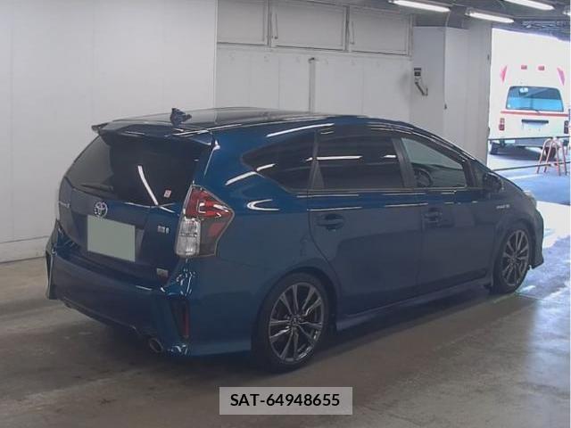 Toyota PRIUS ALPHA 2015-06 8223619-1
