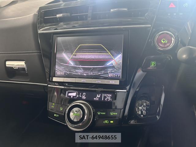 Toyota PRIUS ALPHA 2015-06 8223619-13