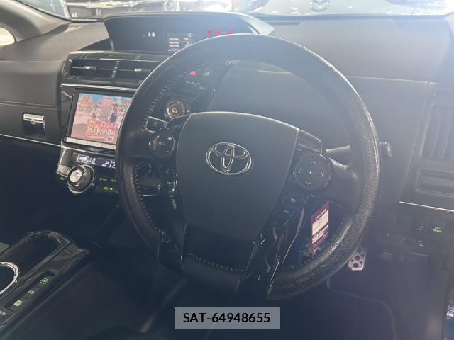 Toyota PRIUS ALPHA 2015-06 8223619-14