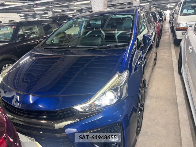Toyota PRIUS ALPHA 2015-06 8223619-7