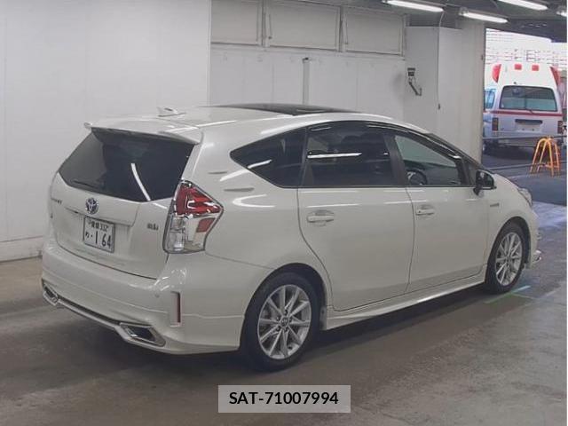 Toyota PRIUS ALPHA 2018-05 8223674-1