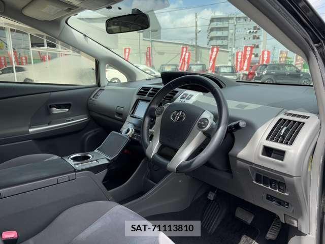 Toyota PRIUS ALPHA 2012-07 8223785-10