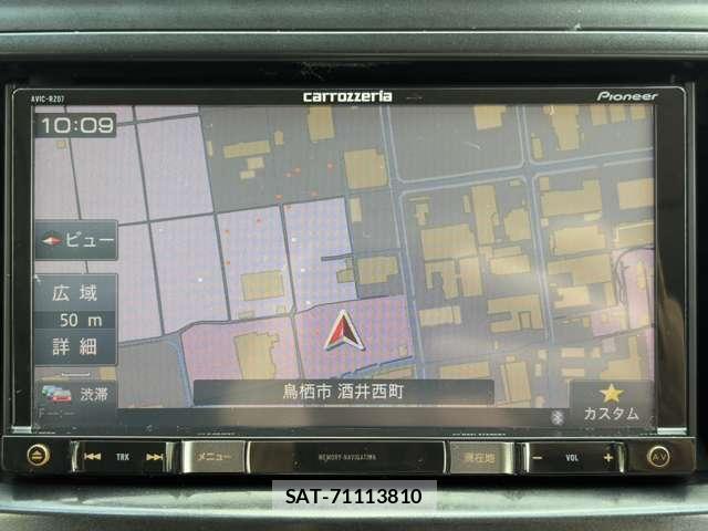 Toyota PRIUS ALPHA 2012-07 8223785-18