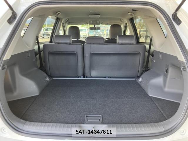Toyota PRIUS ALPHA 2012-08 8225345-7