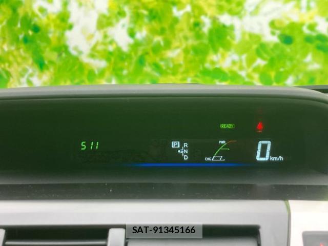 Toyota PRIUS ALPHA 2014-02 8225414-13