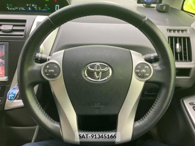 Toyota PRIUS ALPHA 2014-02 8225414-14