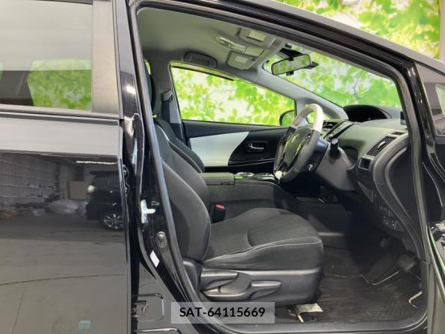 Toyota PRIUS ALPHA 2016-10 8225463-3