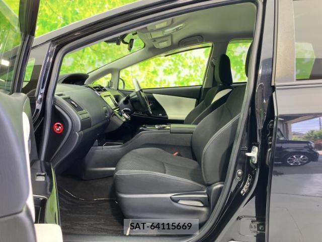 Toyota PRIUS ALPHA 2016-10 8225463-6