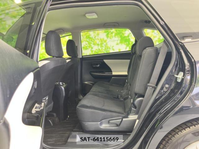 Toyota PRIUS ALPHA 2016-10 8225463-7