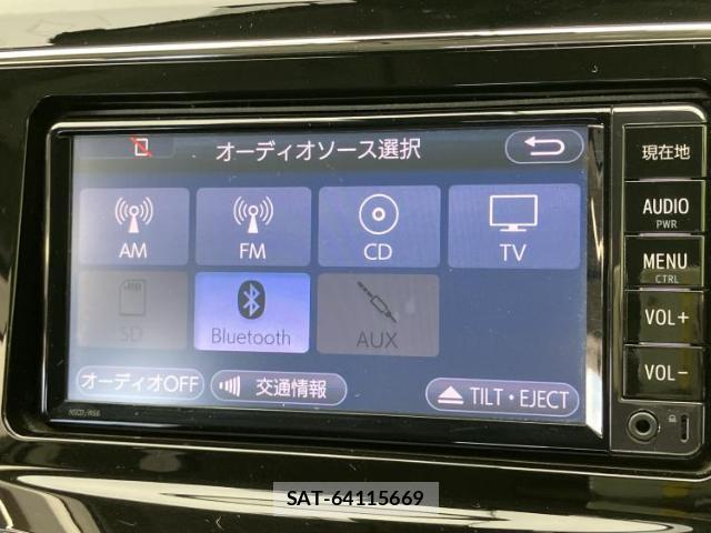 Toyota PRIUS ALPHA 2016-10 8225463-9