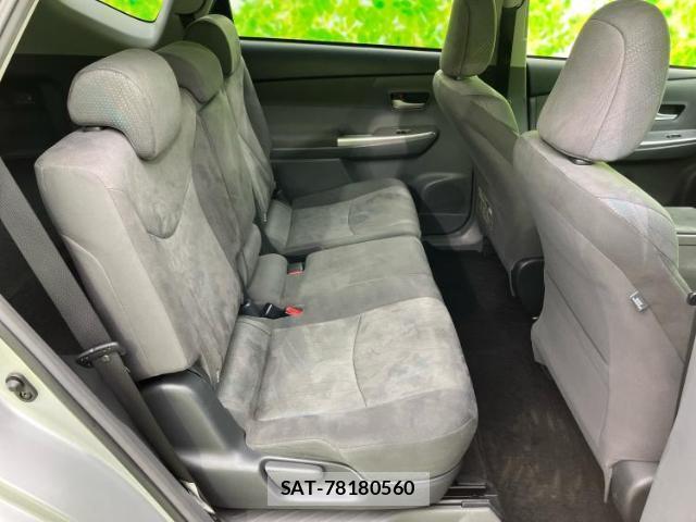 Toyota PRIUS ALPHA 2012-11 8225499-4