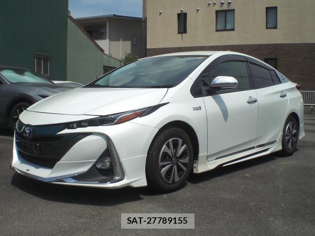 Toyota PRIUS PHV 2017-06 8217115-0