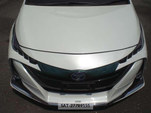 Toyota PRIUS PHV 2017-06 8217115-15