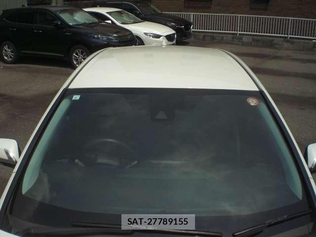 Toyota PRIUS PHV 2017-06 8217115-9