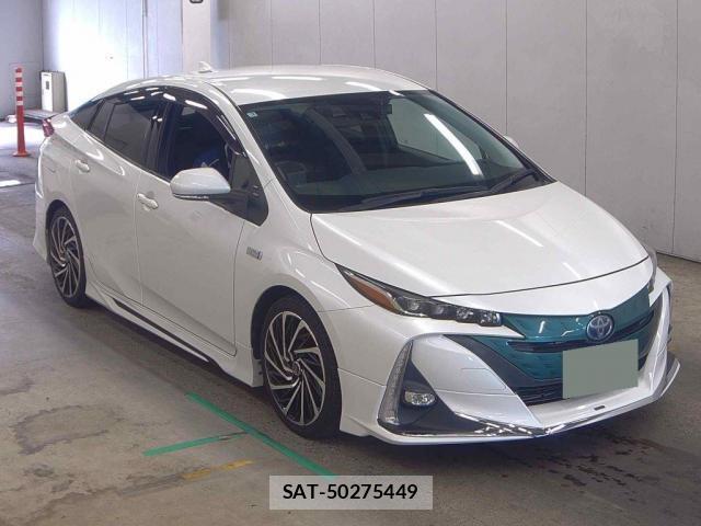 Toyota PRIUS PHV 2017-02 8219024-0