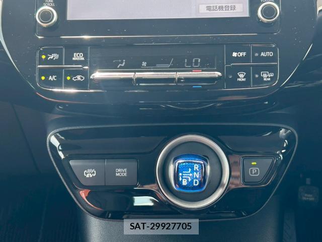 Toyota PRIUS PHV 2021-09 8222645-15