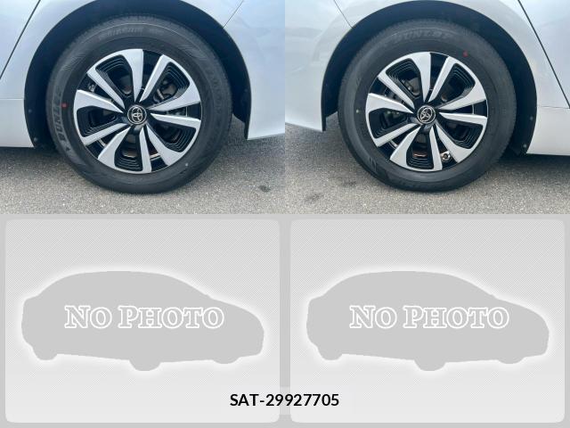 Toyota PRIUS PHV 2021-09 8222645-19