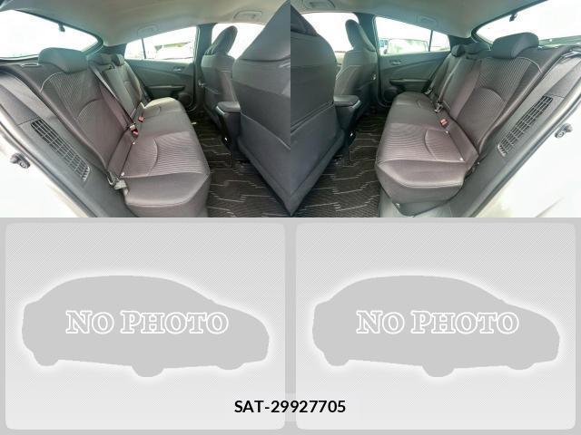 Toyota PRIUS PHV 2021-09 8222645-6