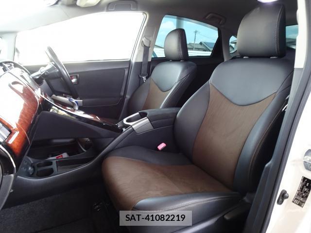 Toyota PRIUS PHV 2012-11 8222697-16