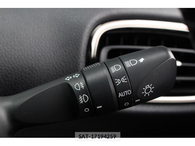Toyota PRIUS PHV 2019-08 8223695-17