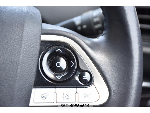 Toyota PRIUS PHV 2018-04 8223777-15