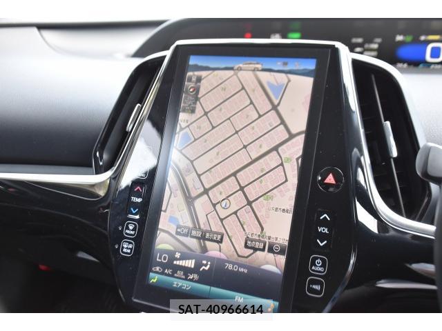 Toyota PRIUS PHV 2018-04 8223777-16