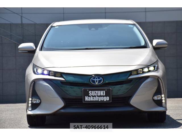 Toyota PRIUS PHV 2018-04 8223777-2