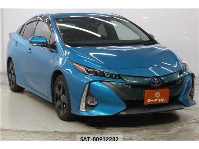 Toyota PRIUS PHV 2017-06 8224214-2