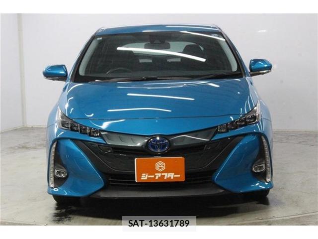 Toyota PRIUS PHV 2022-01 8224216-1