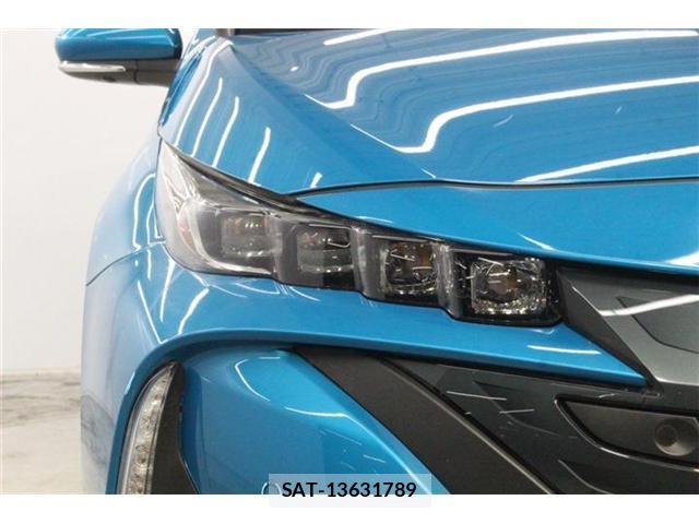 Toyota PRIUS PHV 2022-01 8224216-11