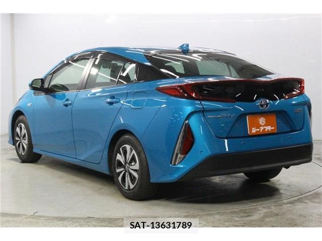 Toyota PRIUS PHV 2022-01 8224216-6