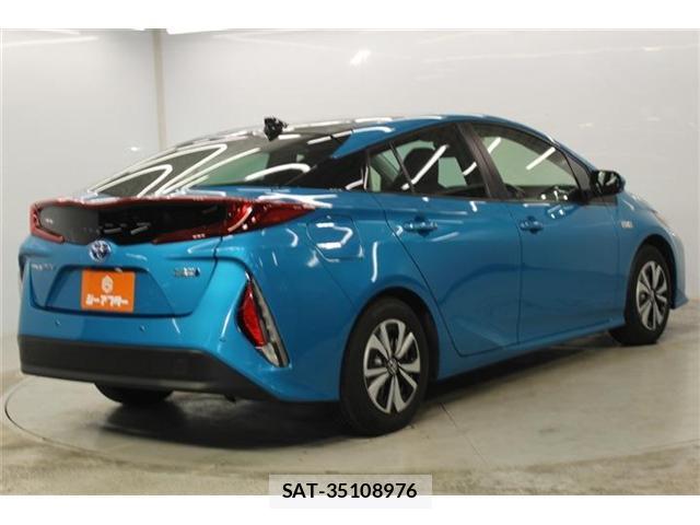 Toyota PRIUS PHV 2019-09 8224220-4