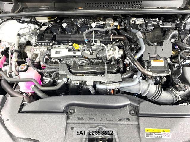 Toyota PRIUS 2023-07 8216124-18