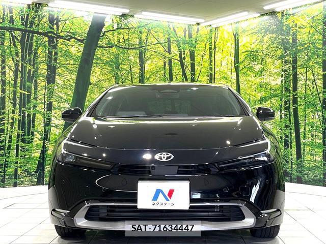 Toyota PRIUS 2023-09 8216127-14