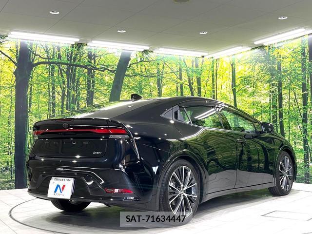 Toyota PRIUS 2023-09 8216127-17