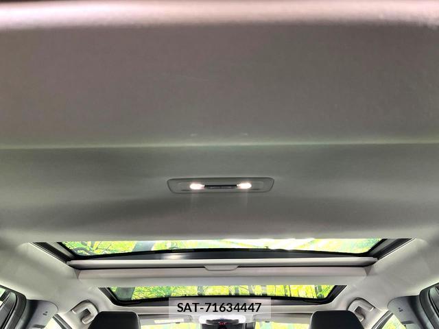 Toyota PRIUS 2023-09 8216127-4