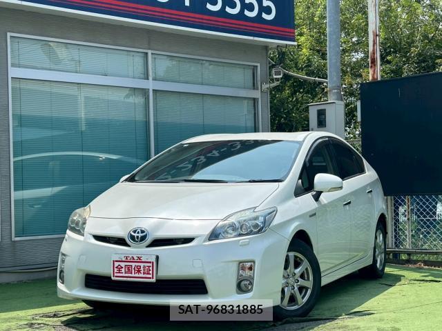 Toyota PRIUS 2011-03 8216221-0