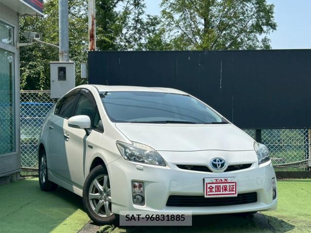 Toyota PRIUS 2011-03 8216221-19